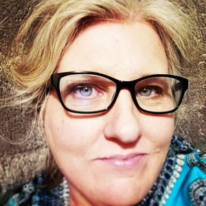 Meet your Posher, Leonie